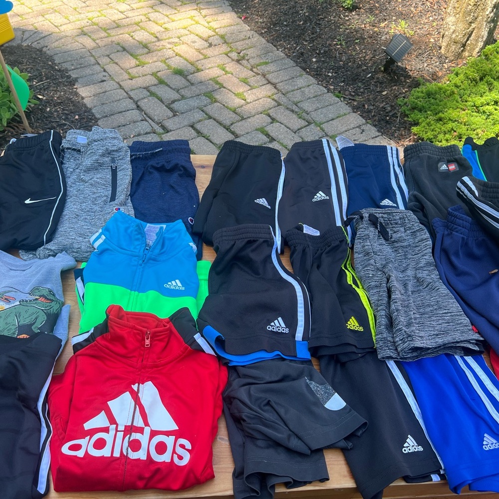 Lot of boys size 4-6 pants, shirts, shorts and jackets